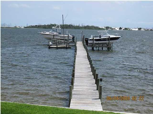 1409 HWY 98 W, MARY ESTHER, FL 32569 (MLS # 536975)