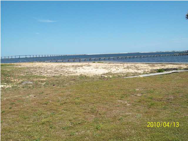 000 NAVARRE PKWY, NAVARRE, FL 32566 (MLS # 537051)