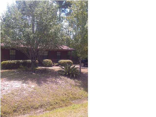 307 RIDGEWOOD AVE, MARY ESTHER, FL 32569 (MLS # 578462)