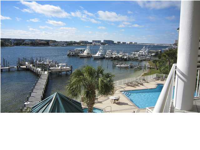 662 HARBOR BLVD, 230, DESTIN, FL 32541 (MLS # 588095)