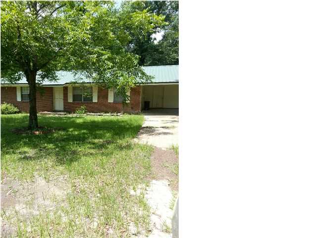 722 CANNON DR, PAXTON, FL 32538 (MLS # 598677)