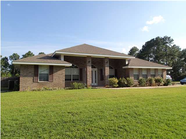 7615 LEISURE ST, NAVARRE, FL 32566 (MLS # 599097)