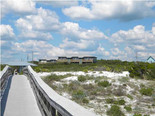 81 ORANGE ST S, PANAMA CITY BEACH, FL 32413 (MLS # 604508)