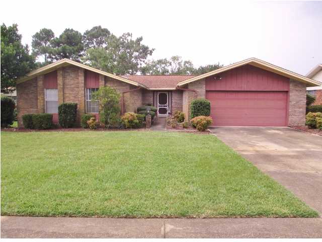 34 LAKEVIEW DR, MARY ESTHER, FL 32569 (MLS # 605126)