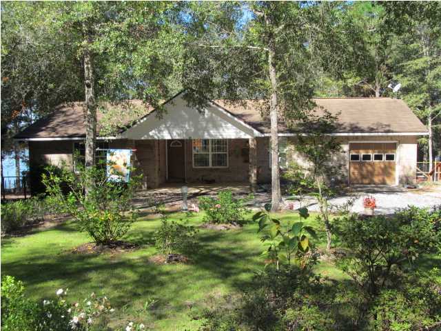 181 JUNIPER LAKE CIRCLE, DEFUNIAK SPRINGS, FL 32433 (MLS # 607340)