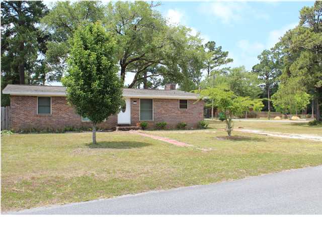 304 HARDING RD, NICEVILLE, FL 32578 (MLS # 608956)