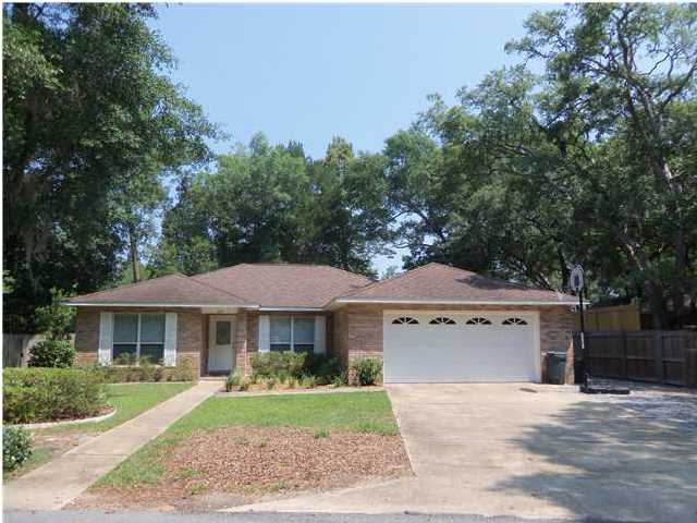 49 HICKORY PL, FREEPORT, FL 32439 (MLS # 609254)