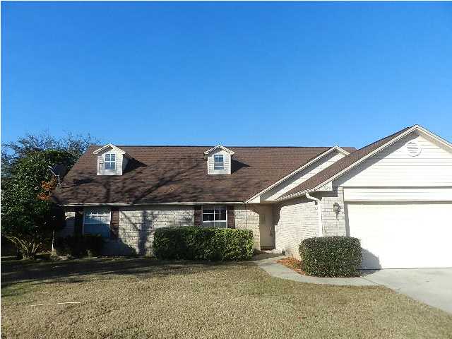 1929 CATAMARAN DR, NAVARRE, FL 32566 (MLS # 609913)