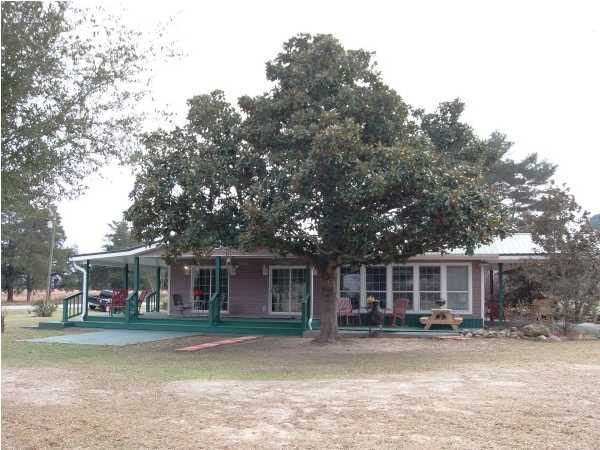 771 RAILROAD AVE, DEFUNIAK SPRINGS, FL 32433 (MLS # 610548)